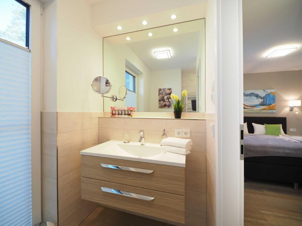 Terrassenwohnung "Treibholz" - Oase Am Haff Garz  ภายนอก รูปภาพ